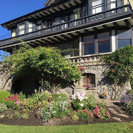 Prior Castle Inn Victoria Extérieur photo