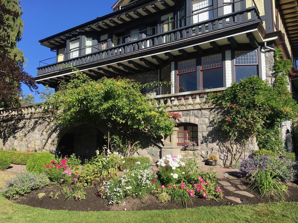 Prior Castle Inn Victoria Extérieur photo