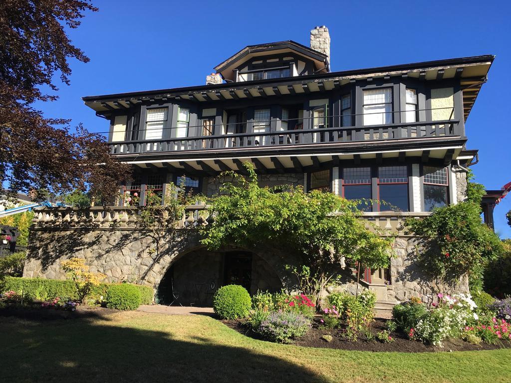 Prior Castle Inn Victoria Extérieur photo